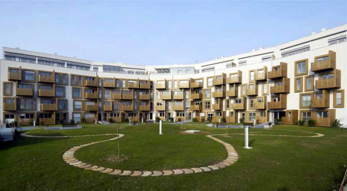 how to privatize a land plot