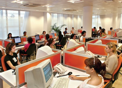 Call Center Operators