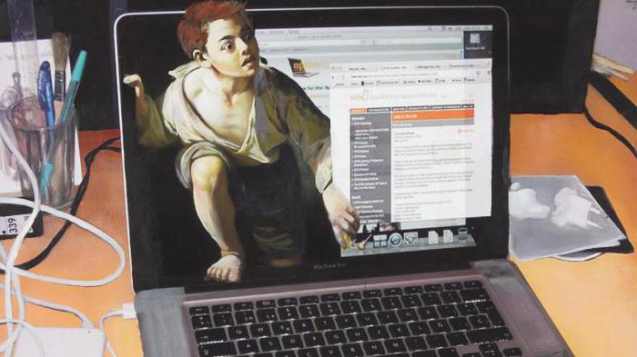 Online auction of paintings