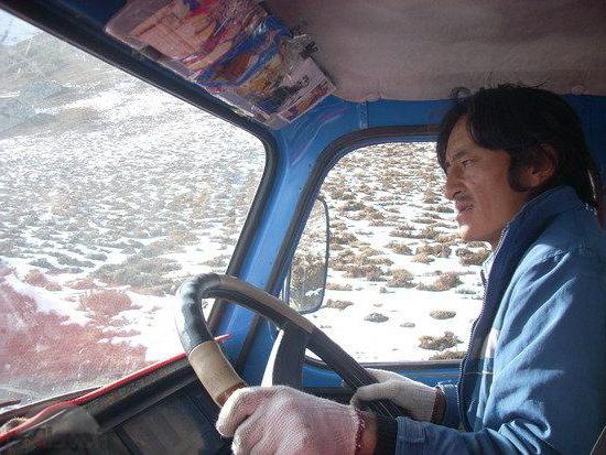 freight forwarder duties