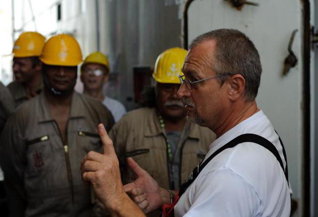 housing and communal services chief engineer