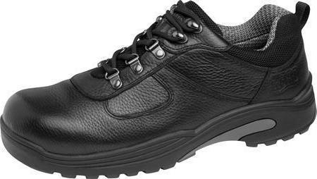 Where are orthopedic shoes for men sold in Moscow?