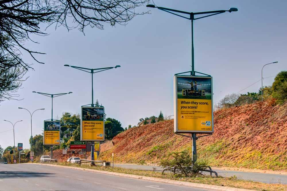 Features of pole advertising