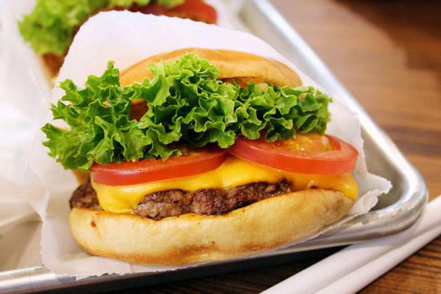 shake shack in Moscow prices