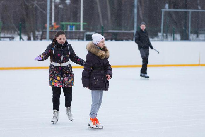 artificial ice rinks in Moscow for free