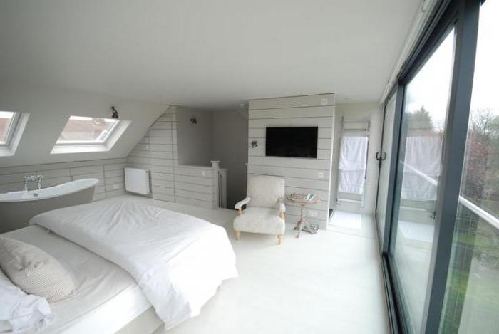 reconstruction and redevelopment of the premises by the tenant