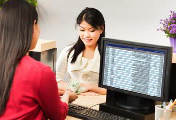 job duties of a cashier in a bank