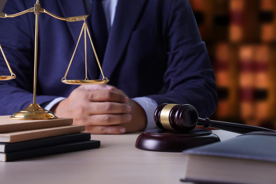 the concept and signs of insolvency of bankruptcy of organizations and citizens