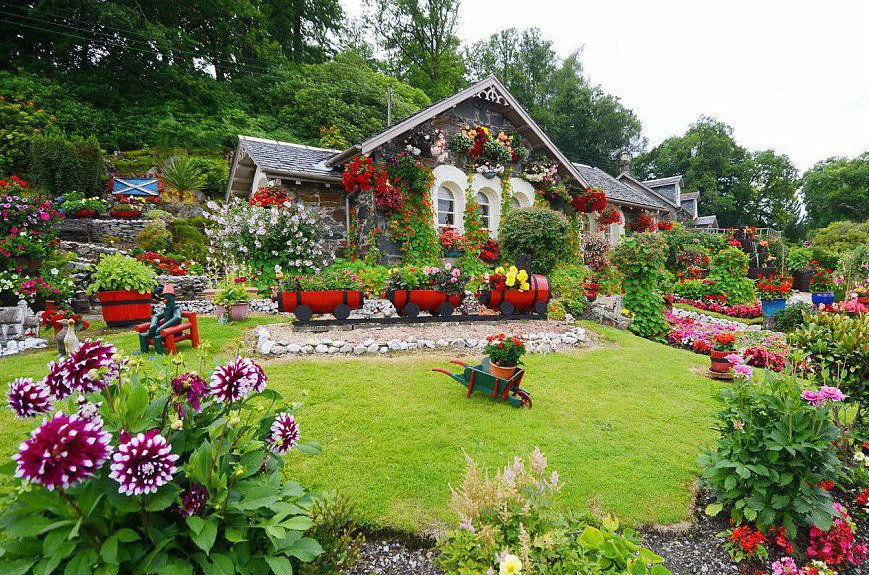 cottage land