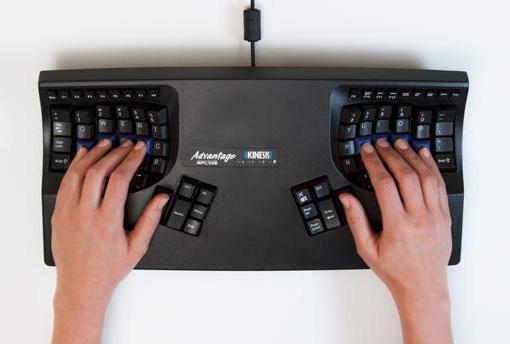 how to learn to type with two hands