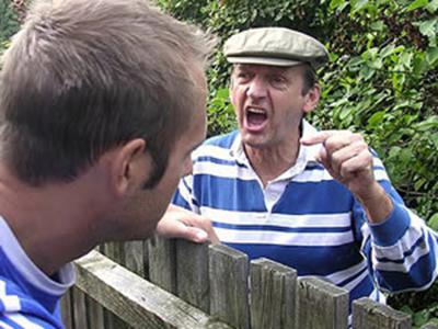 fence height between neighbors in the private sector