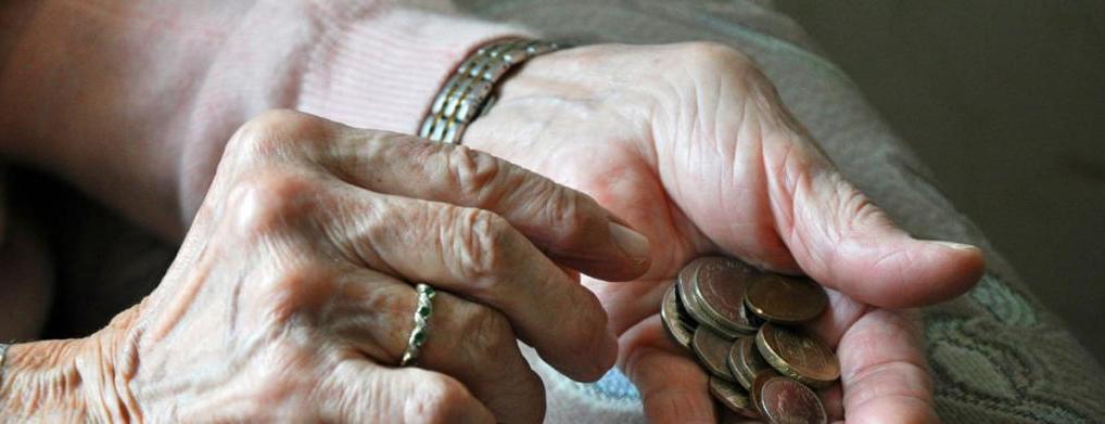 why do they delay a pension on a sberbank card