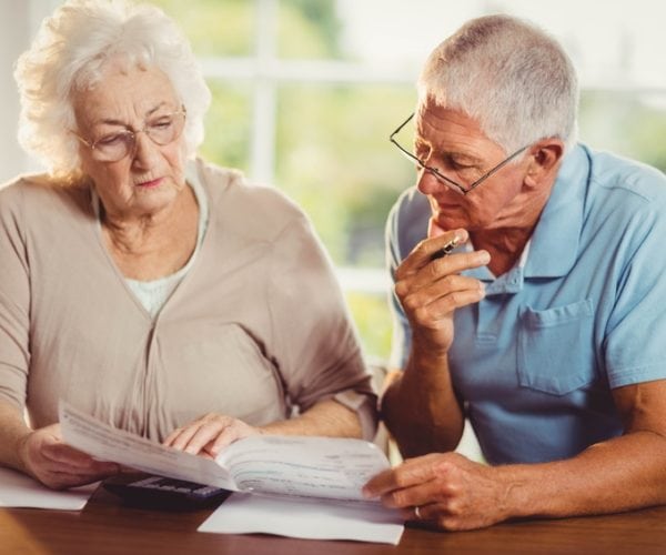 why does Sberbank delay pension payments