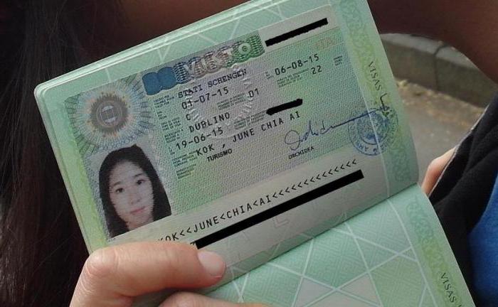 Opening hours of the Czech Visa Application Center in Moscow