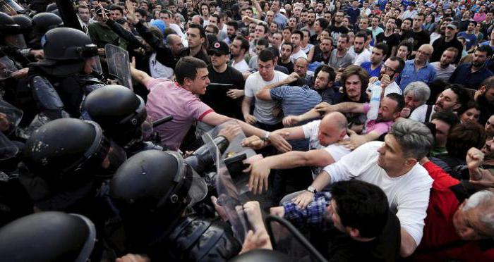 when and why ethnic conflicts arose