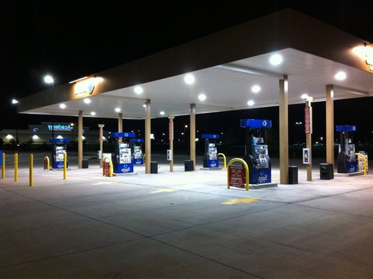 How much does it cost to build a turnkey gas station