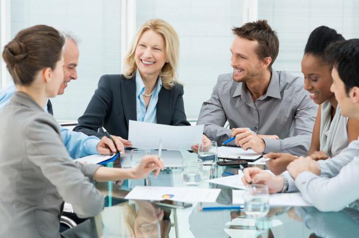 job responsibilities and instructions of a leading HR specialist