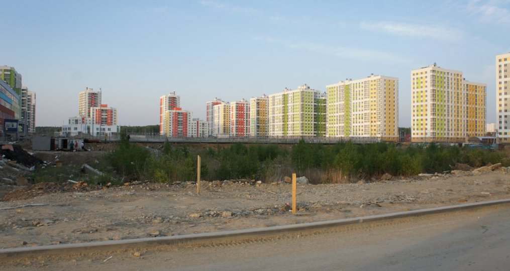 contract housing for military personnel