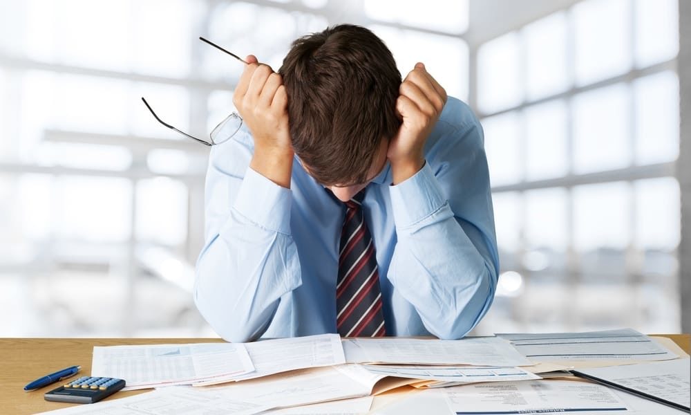 Filing an application for declaring a citizen bankrupt