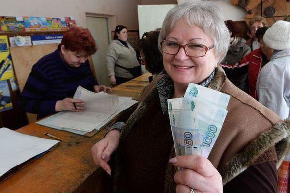 What are the benefits for retirees