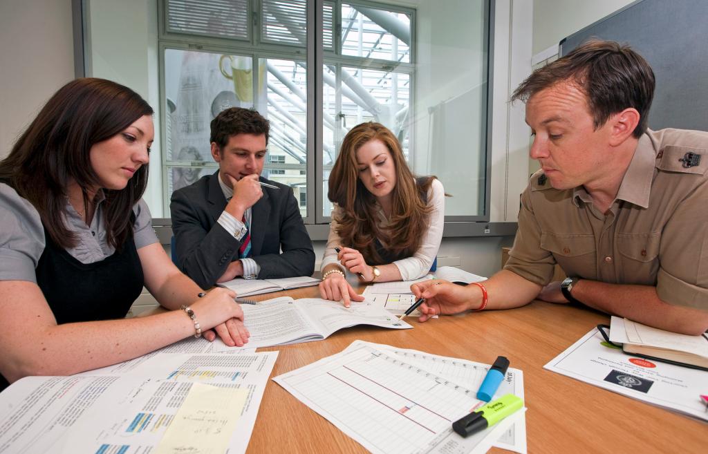 basic state guarantees of civil servants