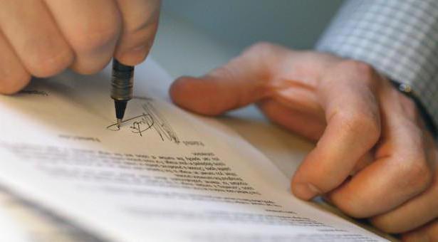 What is an employment contract for?