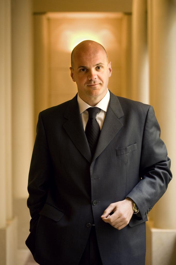 functions of the general director of the company