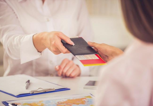 Obtaining a passport upon reaching the age of 14