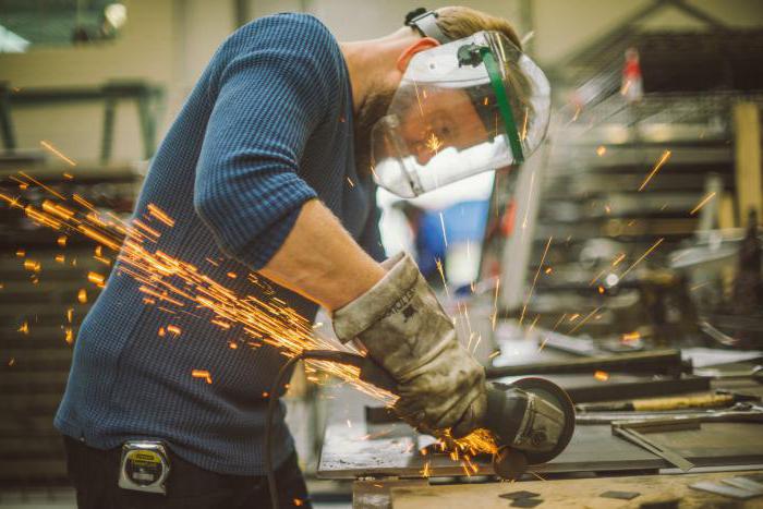 metalwork assembly fitter