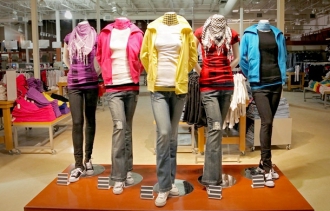 how to open a brand clothing store