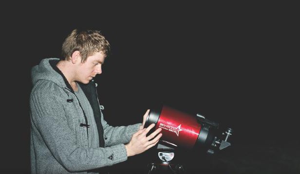 type of mounting telescopes