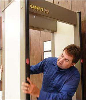  stationary metal detector frame