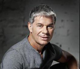 which is higher people's artist or honored