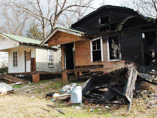 demolition of dilapidated housing in Moscow