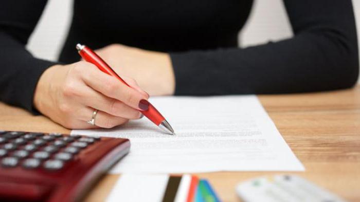 how many sick days at the employer's expense