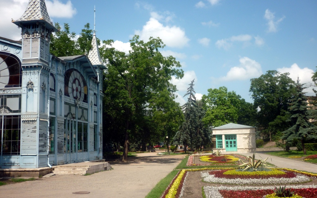 Resort fee introduction