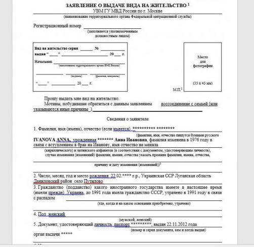 Filling out an application for a residence permit