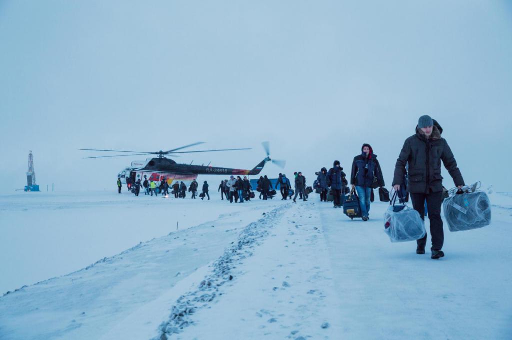 Arrival of shift workers