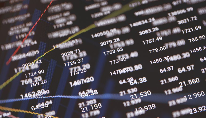 Drawing up an analytical balance