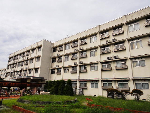 Transfer of housing to a maneuvering fund