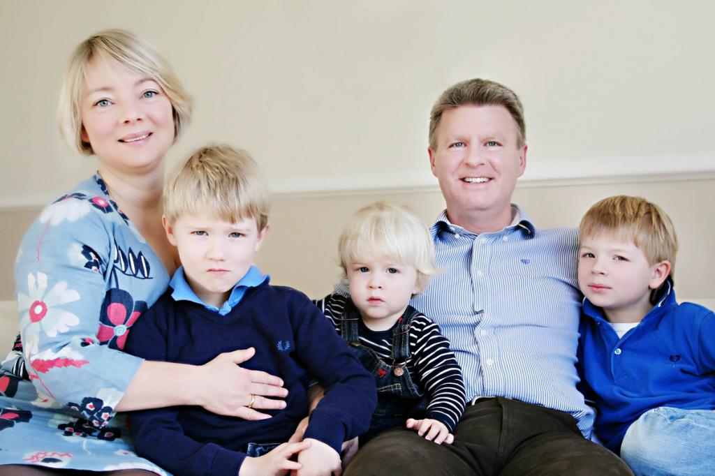 which family is considered to be large