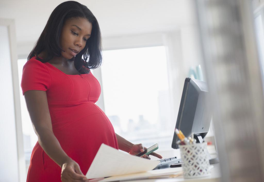 fixed-term employment contract pregnancy dismissal