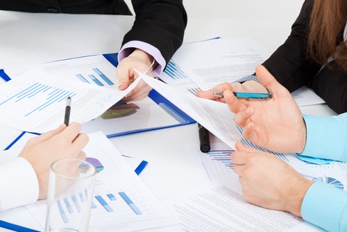 preparation of a contract performance report