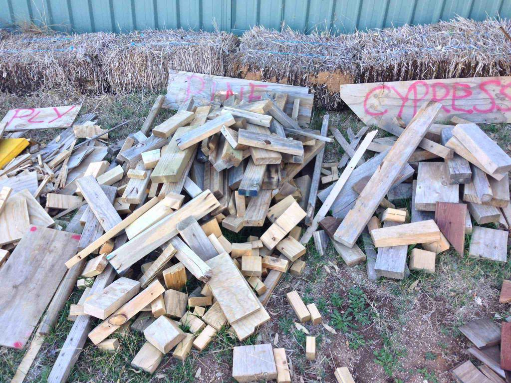 temporary storage of construction waste