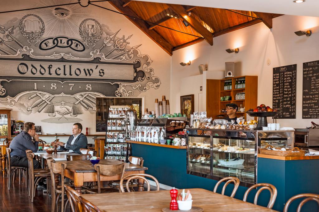 visitors to the cafe