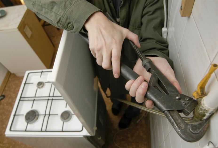 fine for stealing gas in a private house