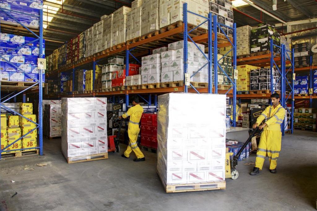 Movement of goods within the customs warehouse