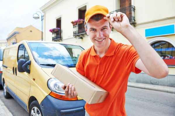courier work employee reviews