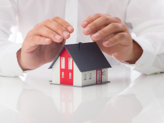 how much money does a realtor take for selling an apartment