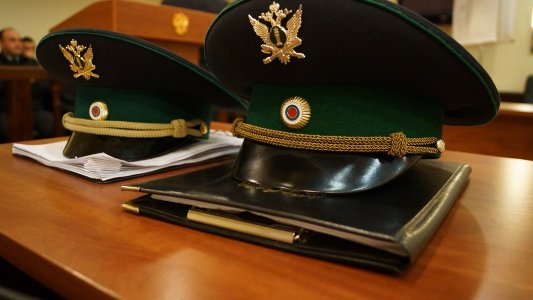 how much does the bailiff get